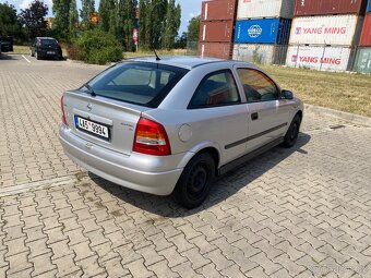 Opel Astra 1.6 16v - 4