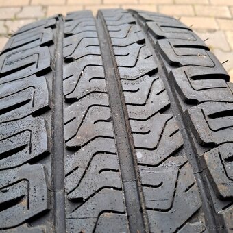 Michelin Agilis Camping - 4