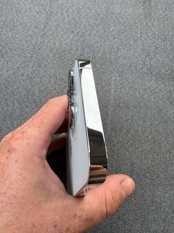 Apple iPhone 14 Pro 128 GB stříbrná - 4