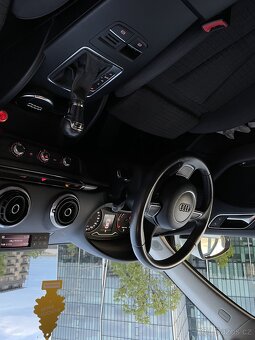 Audi A3 1.6 TDI 105k DPF Ambiente S tronic Limousine - 4