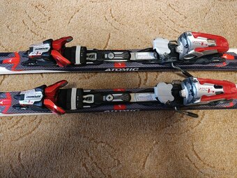 Prodám lyže ATOMIC RACE GS10 ve velmi zachovalém stavu. - 4