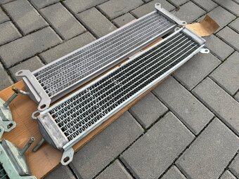 Volha Gaz 24,  olejový chladič, nový originál - 4