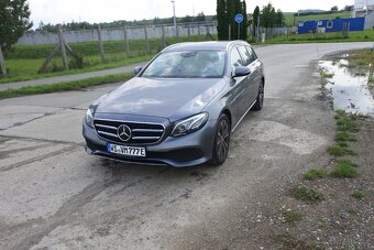 Mercedes E300de Kombi, 306 koní - 4