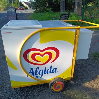 Mrazák na nanuky - 4