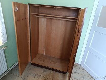 Skříně za odvoz - 4