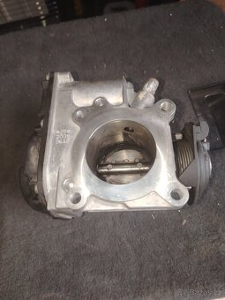 Škrtící klapka octavia 1.6 55kw - 4