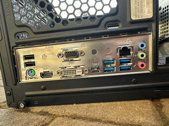 ASRock B365M Pro4 - 4