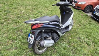 Piaggio Medley 125 - 4