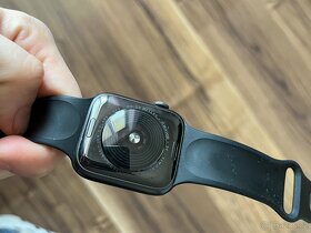 Apple watch SE - 4