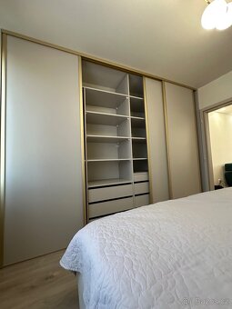 Výroba nábytku na míru skříně, kuchyně, šatně - 4