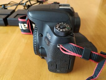 Canon EOS 77D - 4