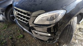 Dveře, nárazníky, světla a blatníky na Mercedes ML - PPw166 - 4