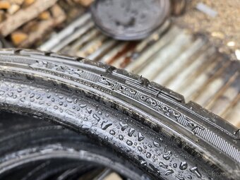 Prodám 235/30R20 - 235/30/20 - 4