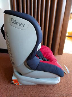 Autosedačka Britax Romer Trifix 9-18kg - Isofix - 4