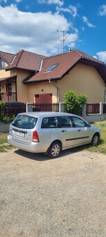 Ford Focus 1 6 - 4