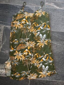 20ks šatů L-XL - 4