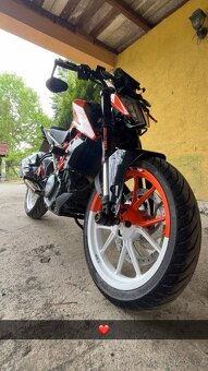KTM DUKE 390 - 4