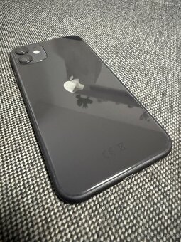 iPhone 11 64GB Black - 4