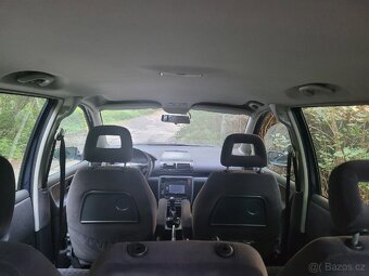 Volkswagen Sharan - 4