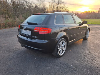 Audi A3 Sportback 2.0TDi 103kW,4x4,aut.klima,senzory - 4