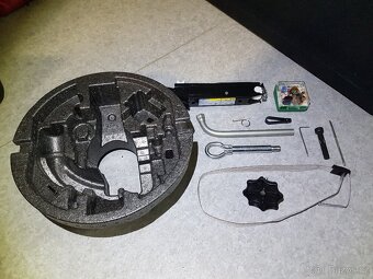 Organizér, originál výbava, (+ rezerva) Škoda Rapid STM - 4