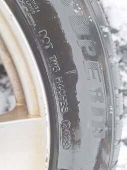 Zimní pneu 215 55 R17 - 4