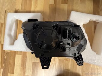 Predni svetla ford mustang 2013-14 - 4