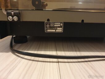 Gramofon Tesla NZC 300 - 4