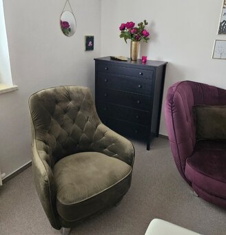 Sedací souprava a křeslo - 4