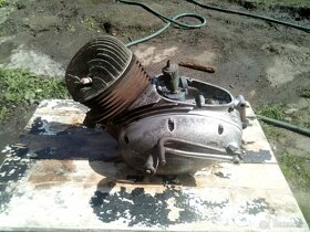 Motor ČZ 150 - 4