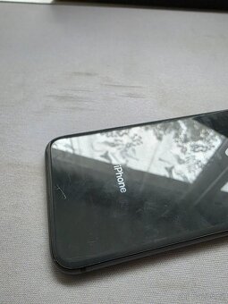 Iphone 8, 64GB - 4