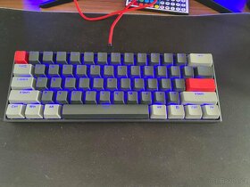 Herní RGB klávesnice Yenkee Atom - 4