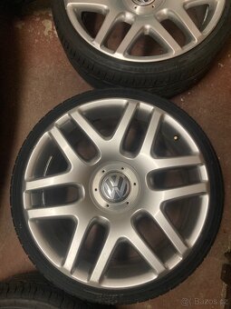 Helios 8,5JxR19 5x112/5x100 ET45 - 4