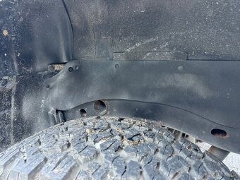L200 4x4 rd/lock TOP STAV BEZ KOROZE - 4