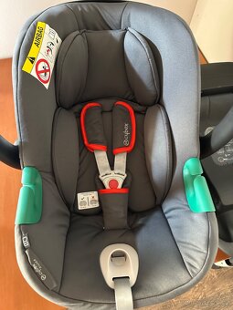 Cybex Aton B2 i-Size+ base one - 4