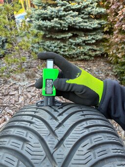 225/45/17 BfGoodrich G-Forcewinter2 - 4