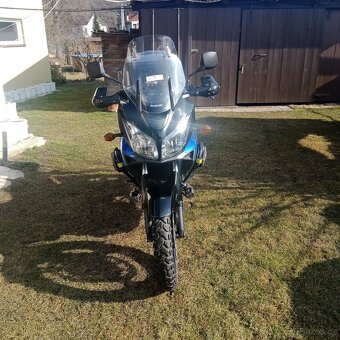 Suzuki DL 650 V STROM - 4