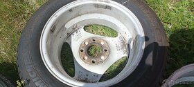 Prodám pěkné alu zn.BORBET,14",rozteč 4x108,dvě kola obuté a - 4