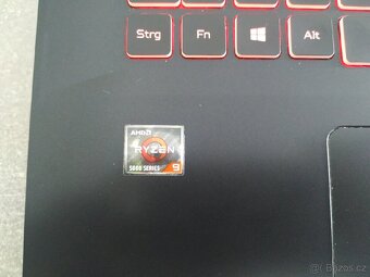Acer Nitro 5 AN517-41-R28U - 4
