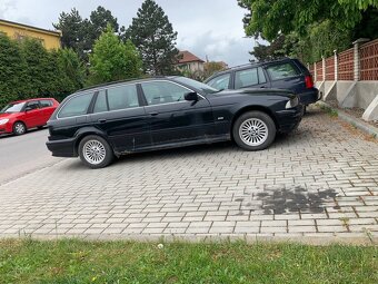 Díly z e39 520i touring - 4
