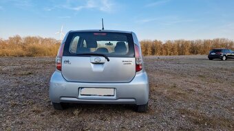 Daihatsu Sirion 1.3 - 4