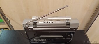 retro radio Grundig Yacht Boy 700 - 4