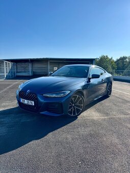 BMW M440i xDrive G22, Harman/Kardon, 360 kamera, zimní pneu - 4