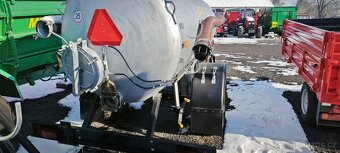 Cisterna fekální vůz MJT-6-2 - 4