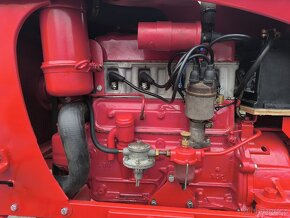 Traktor Massey Harris Pony 820 - 4