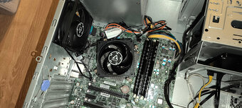 ThinkCentre M800 Tower - Intel i7 + 40GB RAM + 256 GB SSD - 4