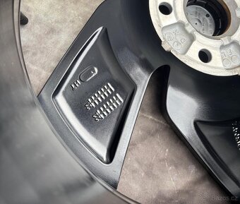 Zimní sada alu kol VW Golf GTi 225/40R18 Top - 4