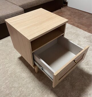 Prodám noční stolek Mobelix - 4