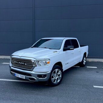 DODGE RAM 1500 BIGHORN 5,7 V8 HEMI 295kw - 4