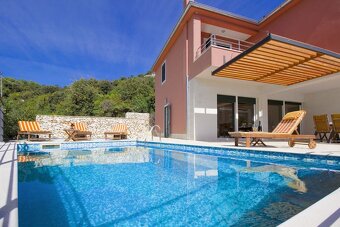 Dovolená v luxusních apartmánech po celém pobřeží Chorvatska - 4